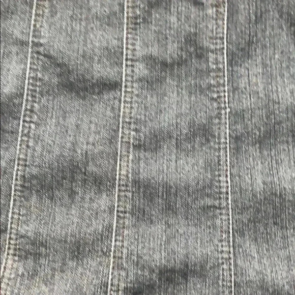 🌸3/$30🌸contrast | Stretchy vintage jean skirt - Picture 3 of 7